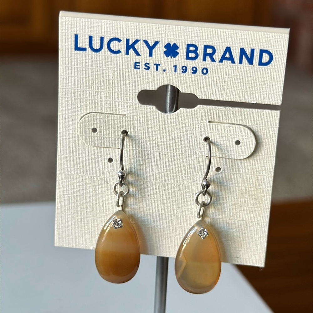 LUCKY BRAND DANGLING EARRINGS… NEW WITH TAG.
